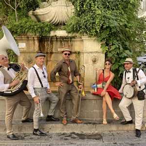 BÂTON ROUGE, un groupe de musique à Brignoles