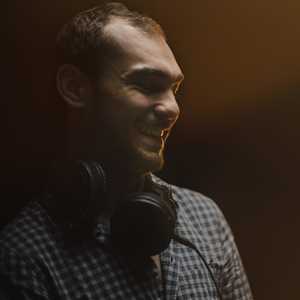 Arthur, un expert en art du mixage à Paris 16ème