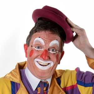 ARTISTICS EVENTS, un clown à Cosne-Cours-sur-Loire