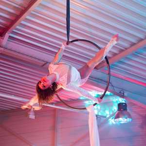 Anaïs , un acrobate à Pontault-Combault