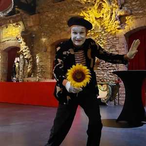 JyJou le mime, un mime à Paris