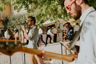 Photo ID 771 avec COFFEE TONE pour le thème : musicien dans le Rhône