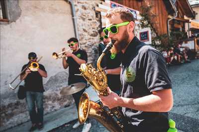 Photo 855 avec Fanfare Express pour la thématique : musicien à Lyon