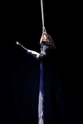 Photo acrobate n°994 à Mâcon par Penelope